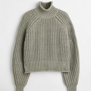 Cropped Turtle Neck Sweater
